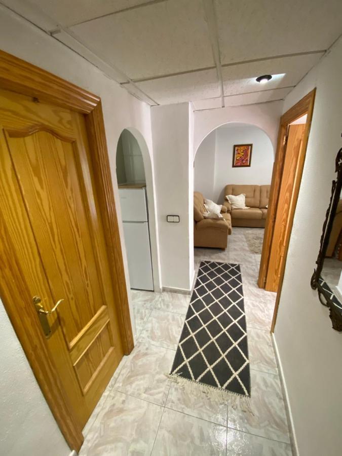 Alex Apartments Бенідорм Екстер'єр фото