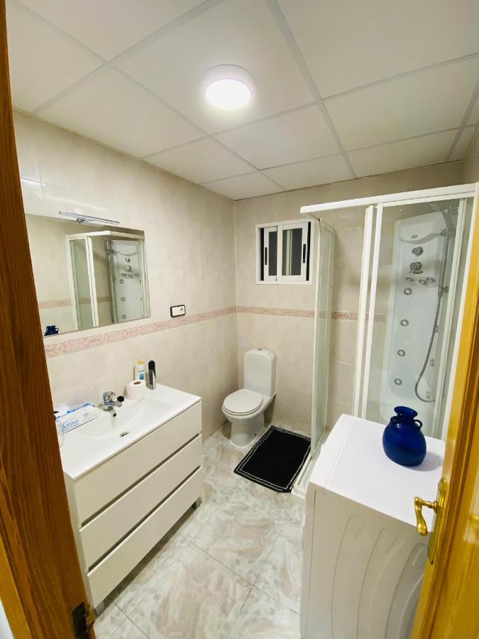 Alex Apartments Бенідорм Екстер'єр фото